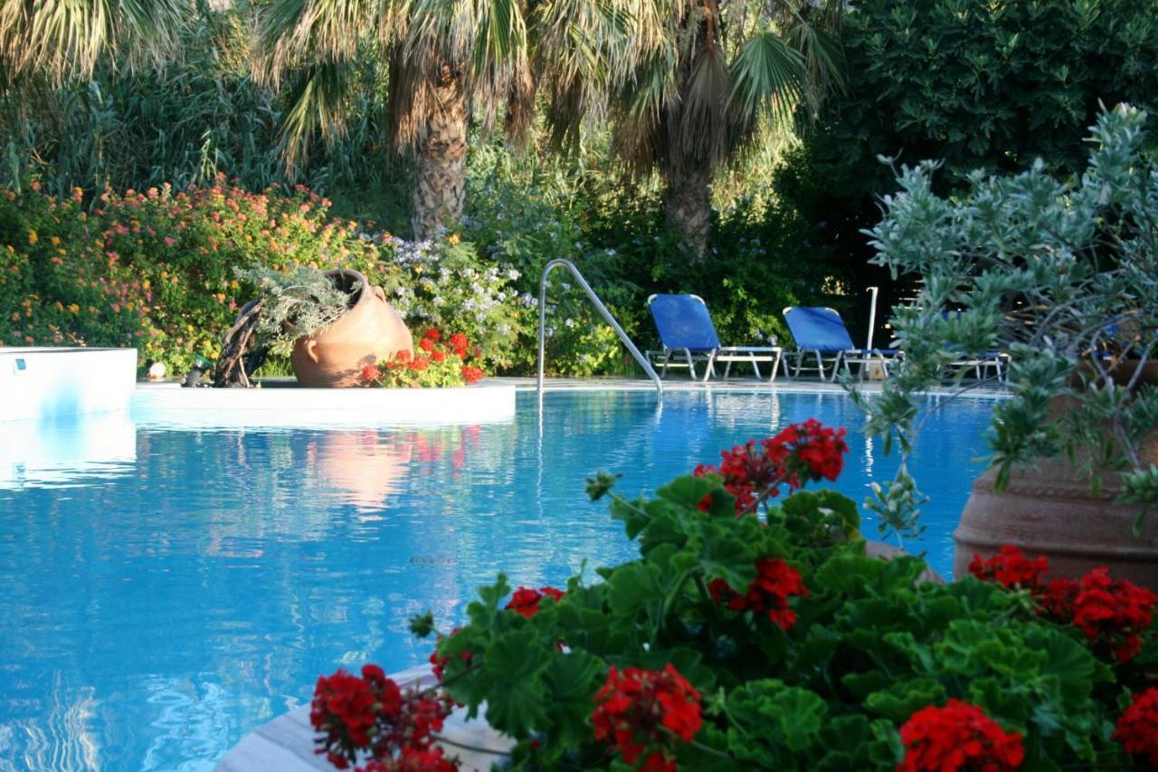 Hotel Spiros & Hiroko - Adults Only