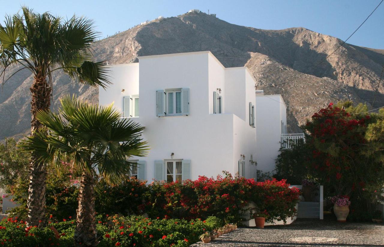 Spiros & Hiroko - Adults Only Hotel