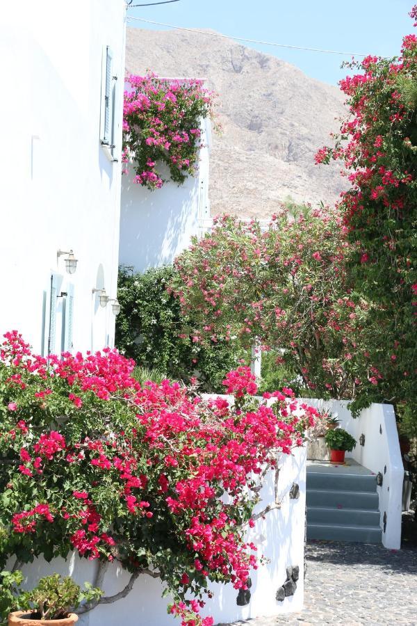 Spiros & Hiroko - Adults Only Hotel